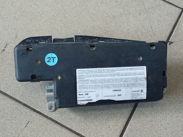 bontott VW GOLF IV Bal Oldallégzsák