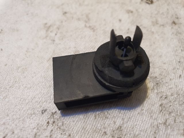 bontott VW GOLF IV Belső Hőmérséklet Érzékelő