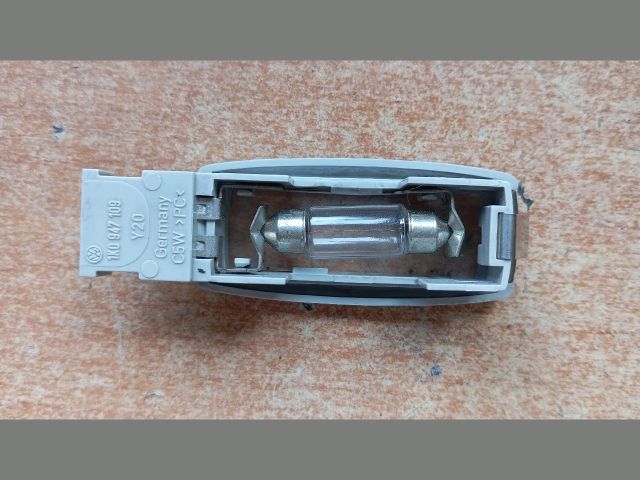 bontott VW GOLF IV Beltér Világítás Első