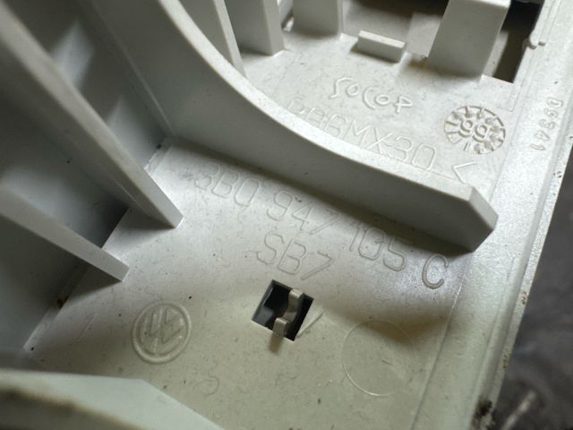 bontott VW GOLF IV Beltér Világítás Első