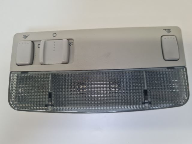 bontott VW GOLF IV Beltér Világítás Első