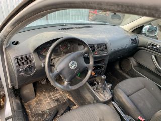 bontott VW GOLF IV Beltér Világítás Első