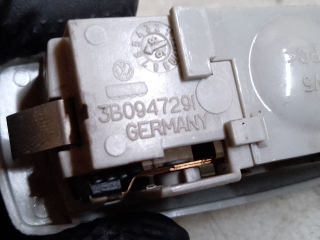 bontott VW GOLF IV Beltér Világítás Hátsó