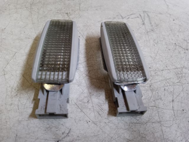 bontott VW GOLF IV Beltér Világítás Hátsó