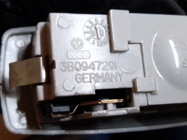 bontott VW GOLF IV Beltér Világítás Hátsó