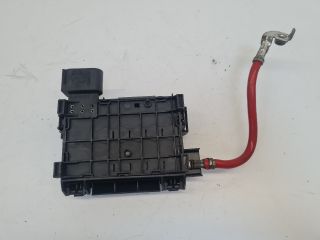 bontott VW GOLF IV Biztosítéktábla Doboz