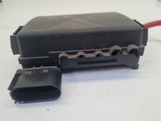 bontott VW GOLF IV Biztosítéktábla Doboz