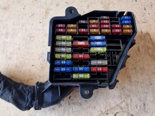 bontott VW GOLF IV Biztosítéktábla Utastér