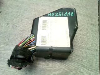 bontott VW GOLF IV Biztosítéktábla Utastér