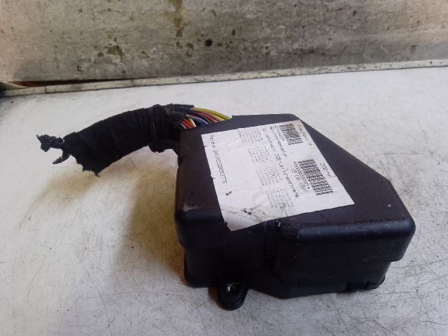 bontott VW GOLF IV Biztosítéktábla Utastér