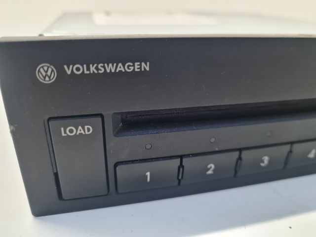 bontott VW GOLF IV CD / DVD Tár