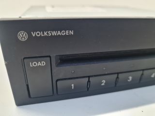 bontott VW GOLF IV CD / DVD Tár