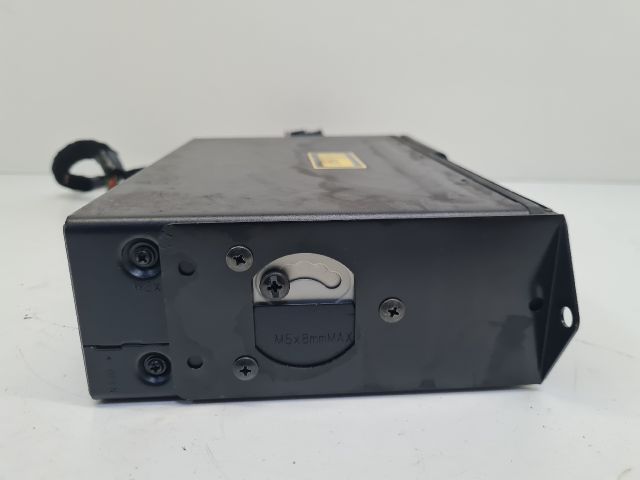 bontott VW GOLF IV CD / DVD Tár