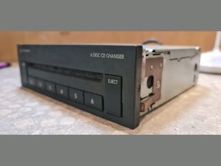 bontott VW GOLF IV CD / DVD Tár