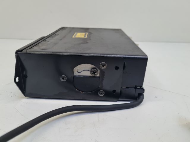 bontott VW GOLF IV CD / DVD Tár