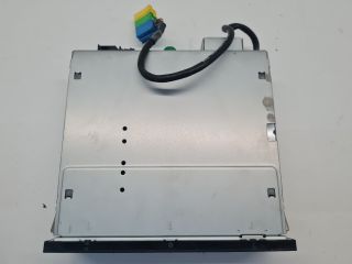 bontott VW GOLF IV CD / DVD Tár