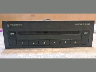 bontott VW GOLF IV CD / DVD Tár