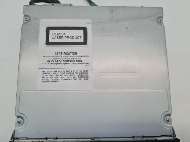 bontott VW GOLF IV CD / DVD Tár