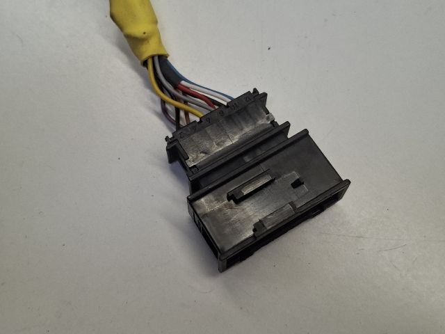 bontott VW GOLF IV CD / DVD Tár