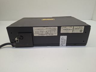 bontott VW GOLF IV CD / DVD Tár