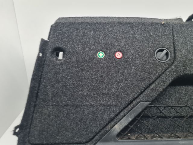 bontott VW GOLF IV Csomagtér Kárpit