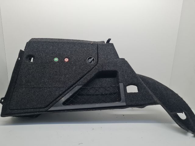 bontott VW GOLF IV Csomagtér Kárpit