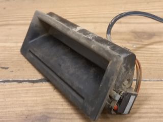 bontott VW GOLF IV Csomagtér Nyitó Kar / Gomb