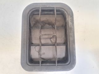 bontott VW GOLF IV Csomagtér Szellőző Hátsó