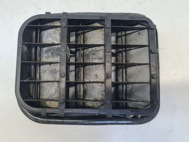 bontott VW GOLF IV Csomagtér Szellőző Hátsó