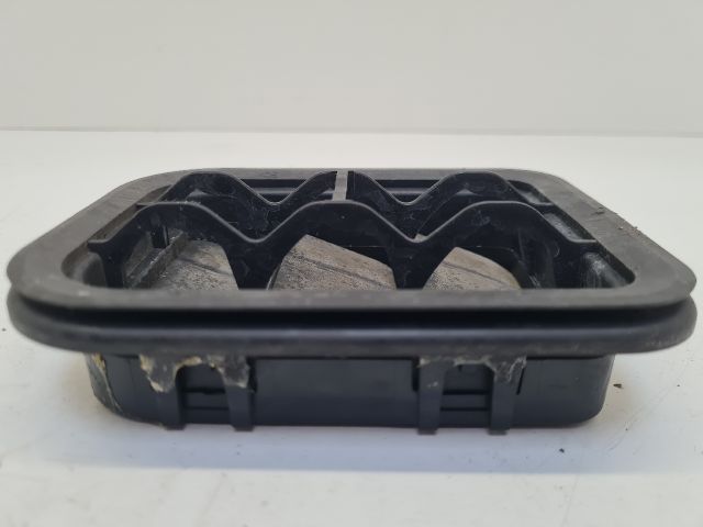 bontott VW GOLF IV Csomagtér Szellőző Hátsó