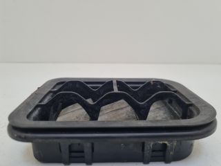 bontott VW GOLF IV Csomagtér Szellőző Hátsó