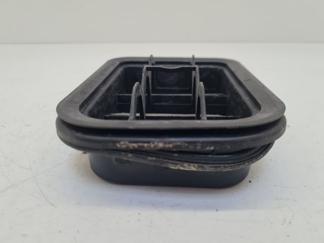 bontott VW GOLF IV Csomagtér Szellőző Hátsó