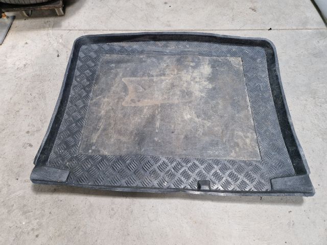 bontott VW GOLF IV Csomagtér Tálca