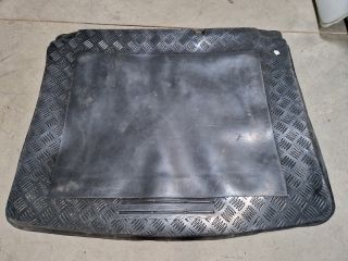 bontott VW GOLF IV Csomagtér Tálca