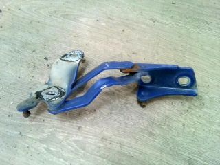 bontott VW GOLF IV Csomagtérajtó Bal Zsanér