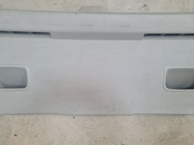 bontott VW GOLF IV Csomagtérajtó Burkolat Alsó