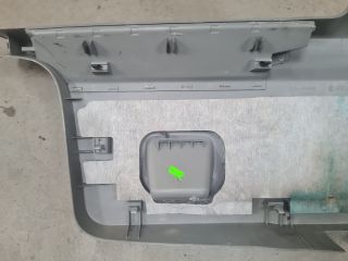 bontott VW GOLF IV Csomagtérajtó Burkolat Alsó
