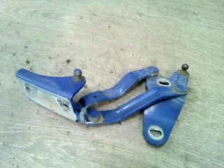 bontott VW GOLF IV Csomagtérajtó Jobb Zsanér