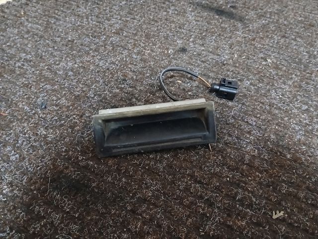 bontott VW GOLF IV Csomagtérajtó Kapcsoló