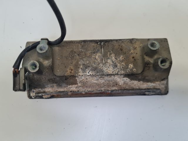 bontott VW GOLF IV Csomagtérajtó Kilincs