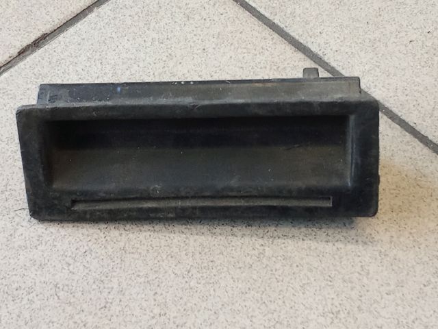 bontott VW GOLF IV Csomagtérajtó Kilincs