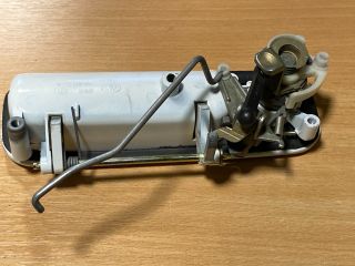 bontott VW GOLF IV Csomagtérajtó Kilincs