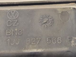 bontott VW GOLF IV Csomagtérajtó Kilincs