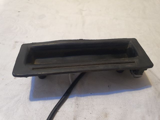 bontott VW GOLF IV Csomagtérajtó Kilincs