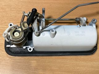 bontott VW GOLF IV Csomagtérajtó Kilincs