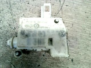 bontott VW GOLF IV Csomagtérajtó Motor