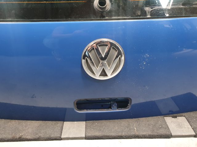 bontott VW GOLF IV Csomagtérajtó (Részeivel)