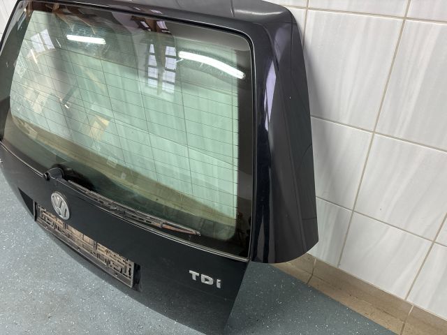 bontott VW GOLF IV Csomagtérajtó (Részeivel)