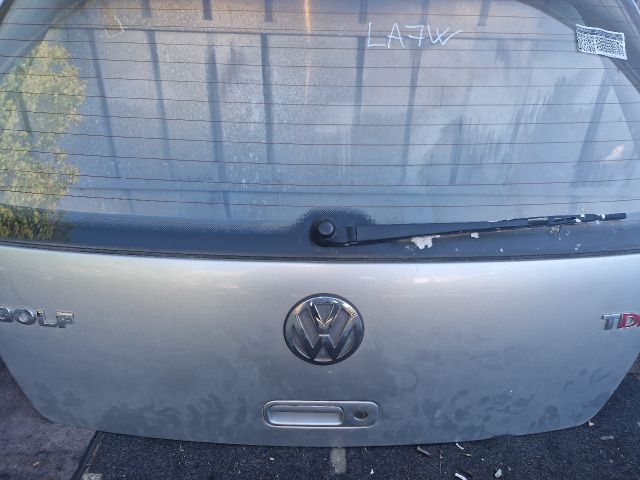 bontott VW GOLF IV Csomagtérajtó (Részeivel)