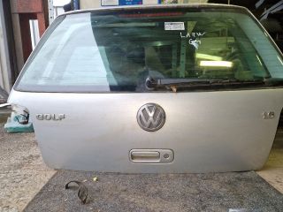 bontott VW GOLF IV Csomagtérajtó (Részeivel)